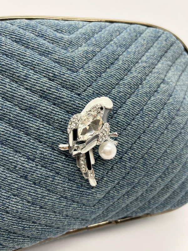 Broche Pássaro Elegante com Cristais Branco